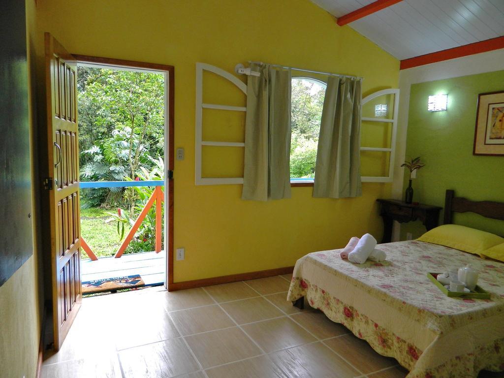 Bicho Do Mato Suites Guapimirim Værelse billede